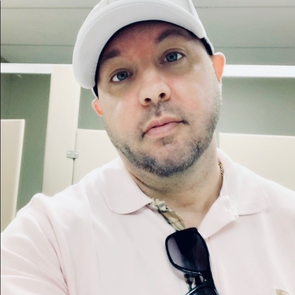 Meet your Posher, Ryan - Picture 1 of 2